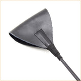 Triangle riding crop