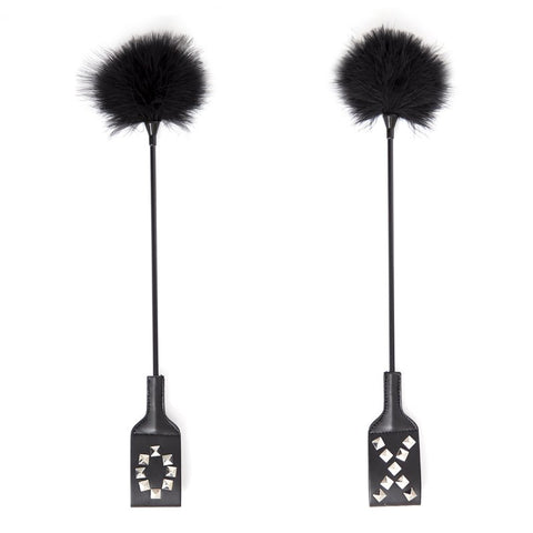 Feather tickler with paddle