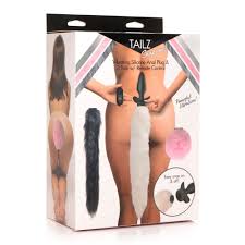 TAILZ vibrating anal plug & 3 tails w/remote control
