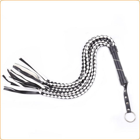 Snakeskin whip