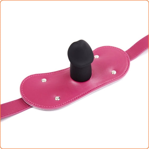 Locking-able silicone dildo mouth gag